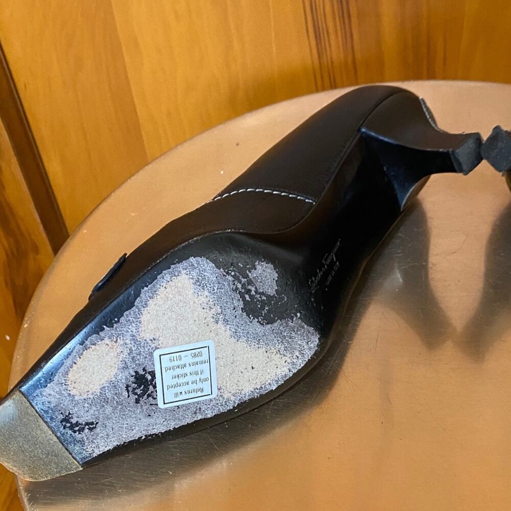 Salvatore Ferragamo Black Leather Loafers Contrast White Stitching Buckle Detail - Picture 9 of 11